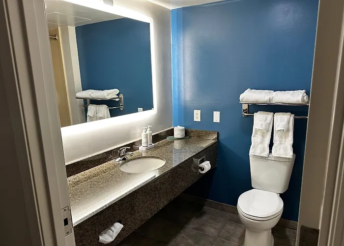 La Quinta By Wyndham Islip - Macarthur Airport