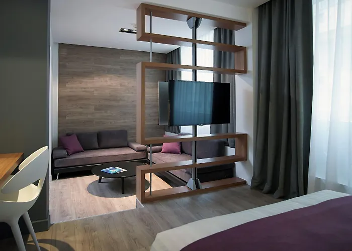 Amazon Hotel