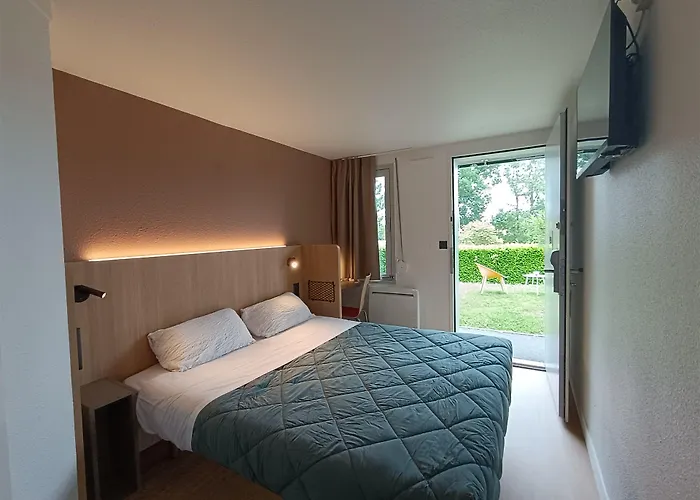 The Originals Access, Hôtel Recouvrance Saintes Ouest (P'tit Dej-Hotel)