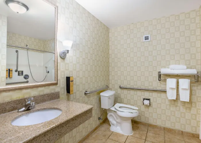 Best Western Plus Waynesboro