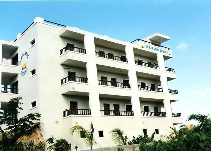 Plaza Real Resort
