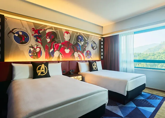 Disney'S Hollywood Hotel