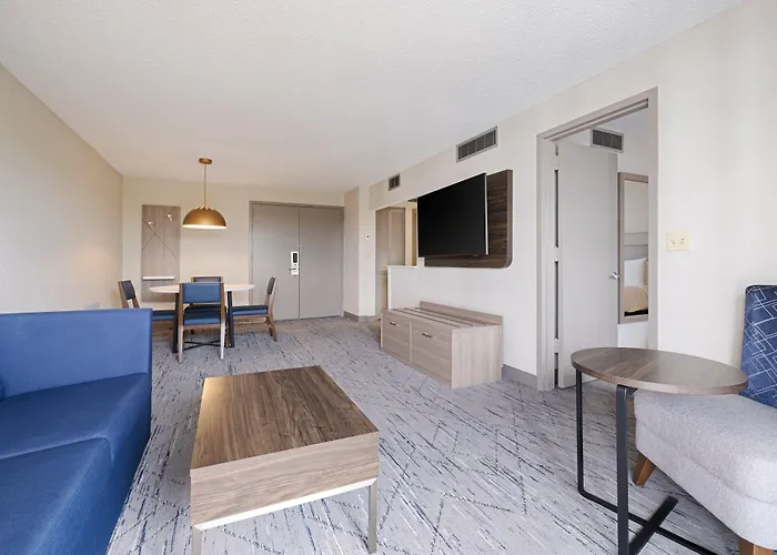 Holiday Inn Express Hotel & Suites Ft. Lauderdale-Plantation By Ihg