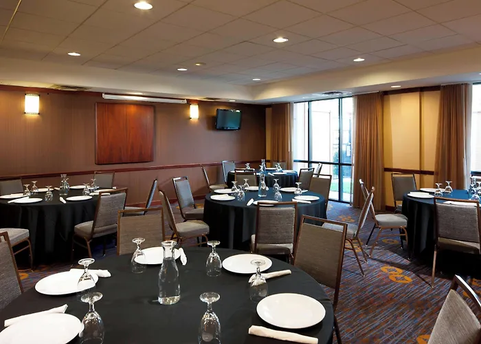 Courtyard By Marriott Brownsville