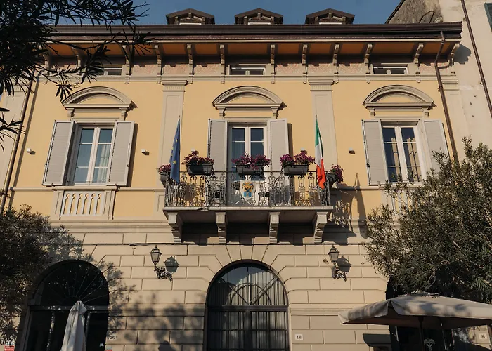 Hotel Palazzo Guiscardo Pietrasanta