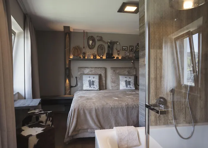 Boutique Hotel Im Auracher Loechl