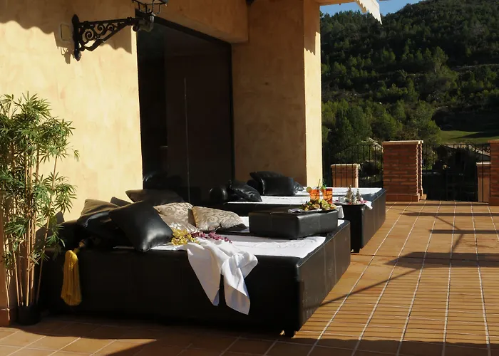 La Figuerola Hotel & Restaurant
