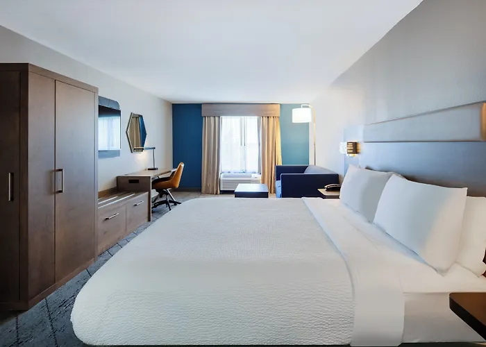 Holiday Inn Express Turlock By Ihg