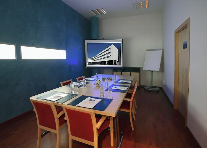 Holiday Inn Express Molins De Rei By Ihg