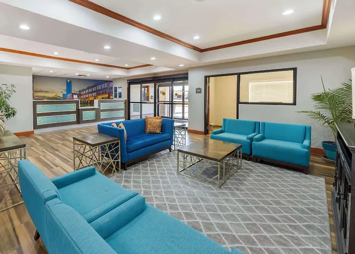 Best Western Plus Midwest City Inn & Suites