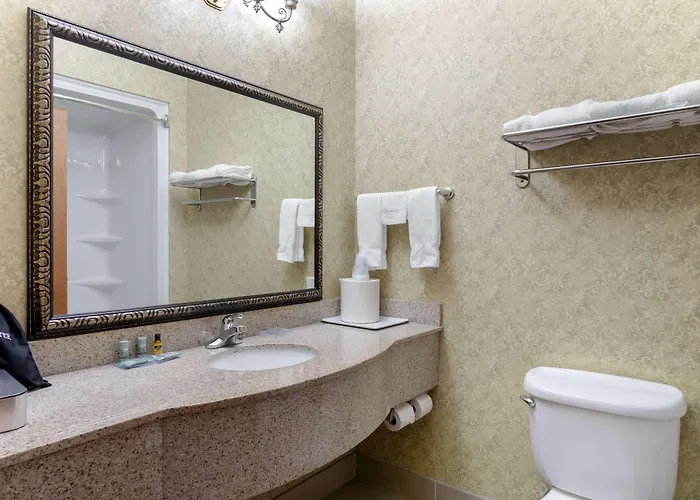 Best Western Plus Bradbury Inn And Suites
