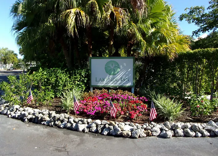 Marco Island Lakeside Inn