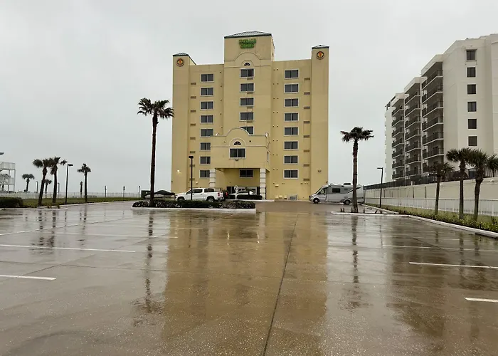 Emerald Shores Hotel - Daytona Beach