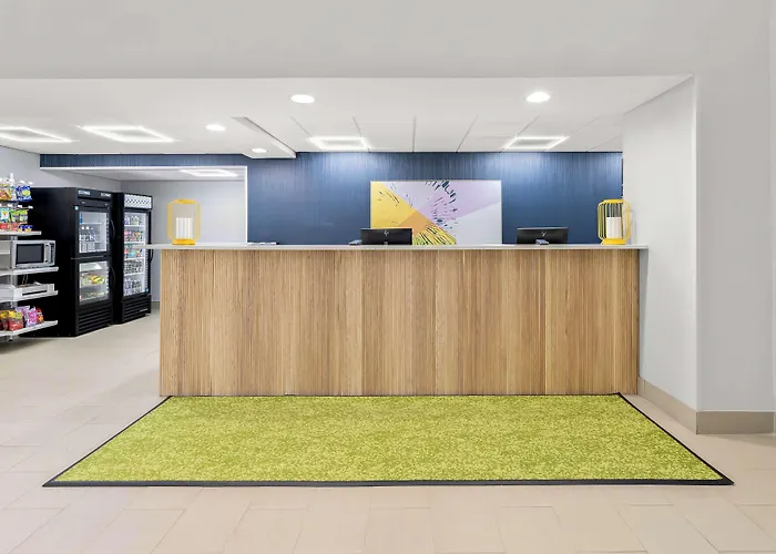 Spark By Hilton Tupelo