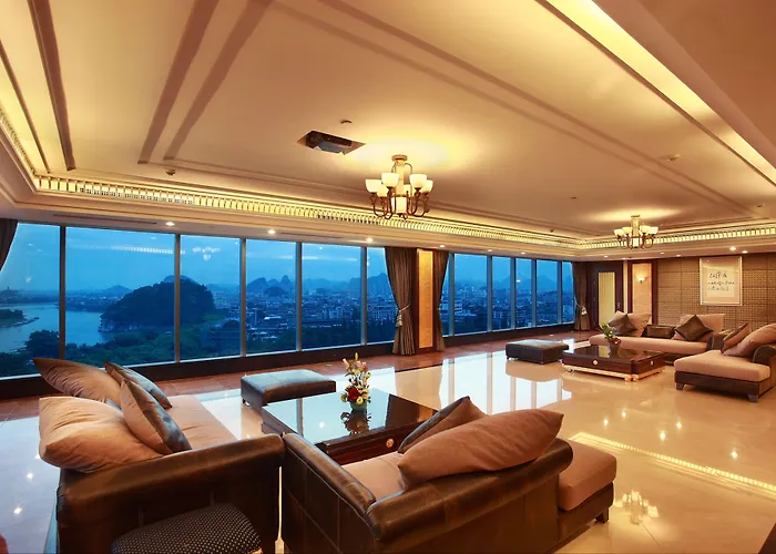 Lijiang Waterfall Hotel Guilin