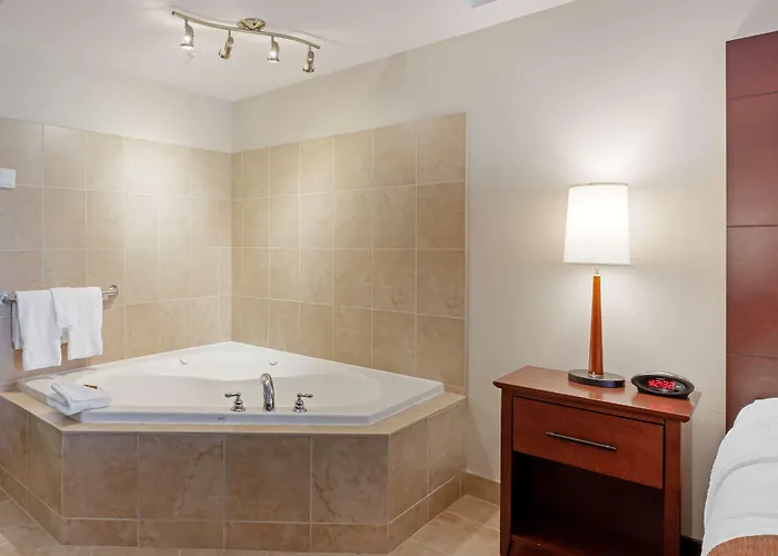Best Western Plus Muskoka Inn