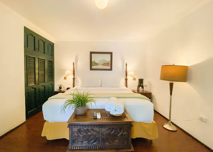 El Carmen Hotel