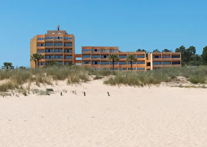 Meia Praia Lagos - Beach Club Apartments