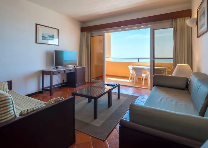 Meia Praia Lagos - Beach Club Apartments