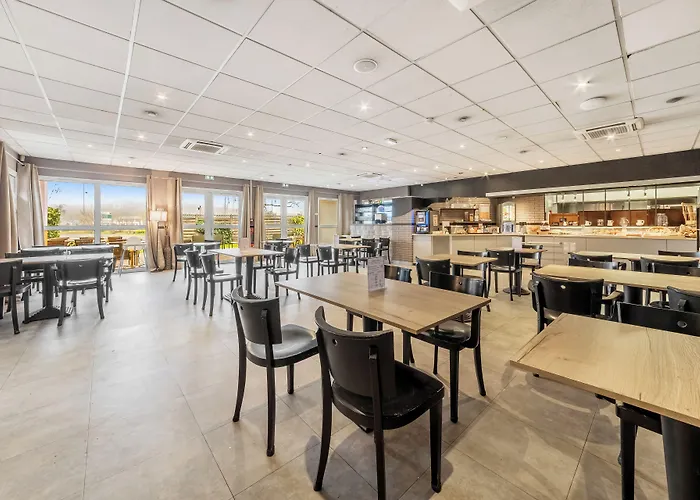 Comfort Hotel Orleans Saran