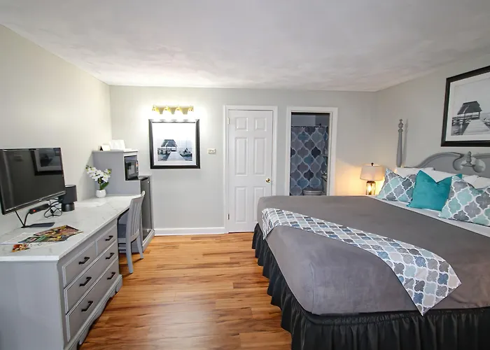 Colonial Inn Seekonk
