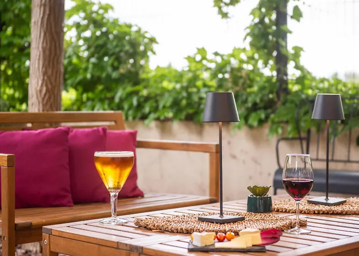 Kyriad Hotel Lyon Givors