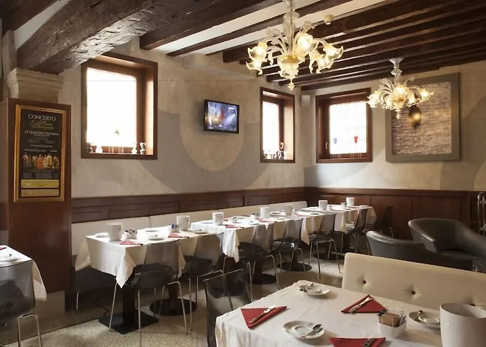 Hotel Ca' D'Oro - Wenice Deep Culture