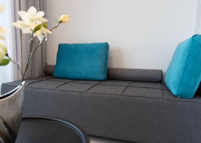 Zoes Hotel & Suites