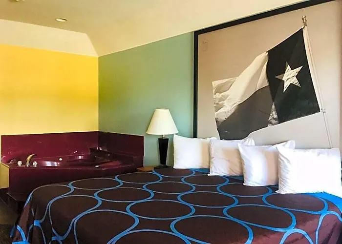 Quality Inn Montgomery - Lake Conroe