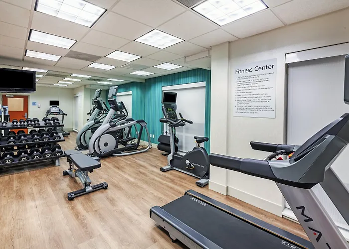 Holiday Inn Express New Orleans East By Ihg