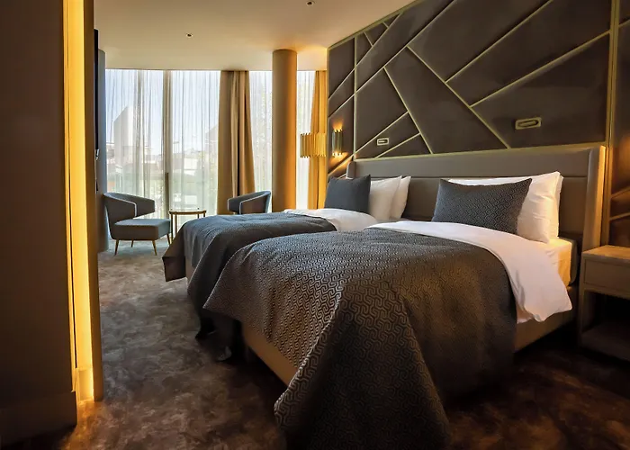 Art Hotel Rotterdam-Fully Renovated