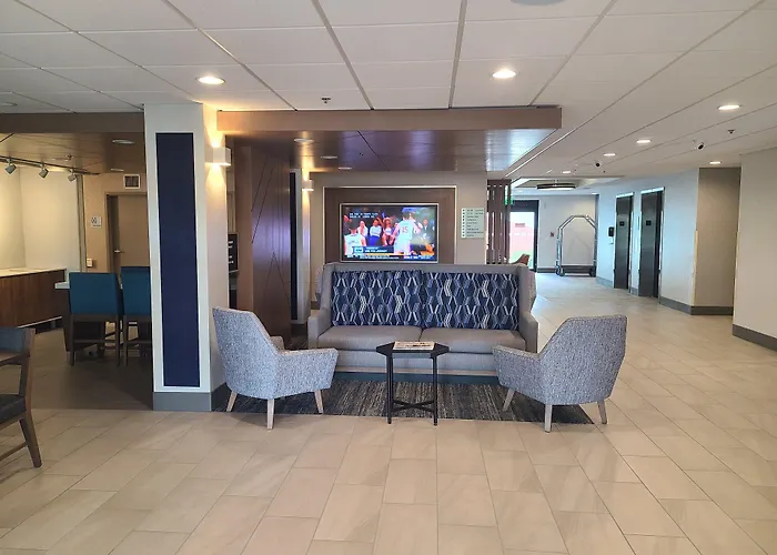 Holiday Inn Express Fort Lauderdale North - Executive Airport By Ihg
