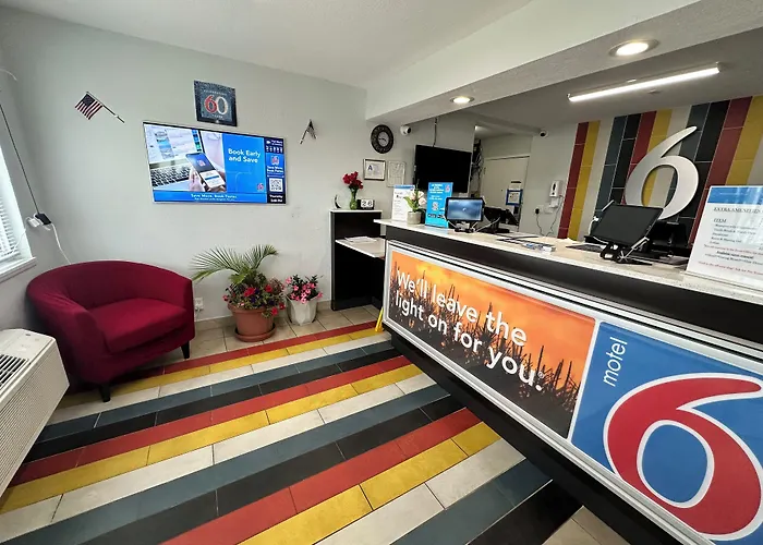 Motel 6-Fort Wayne, In