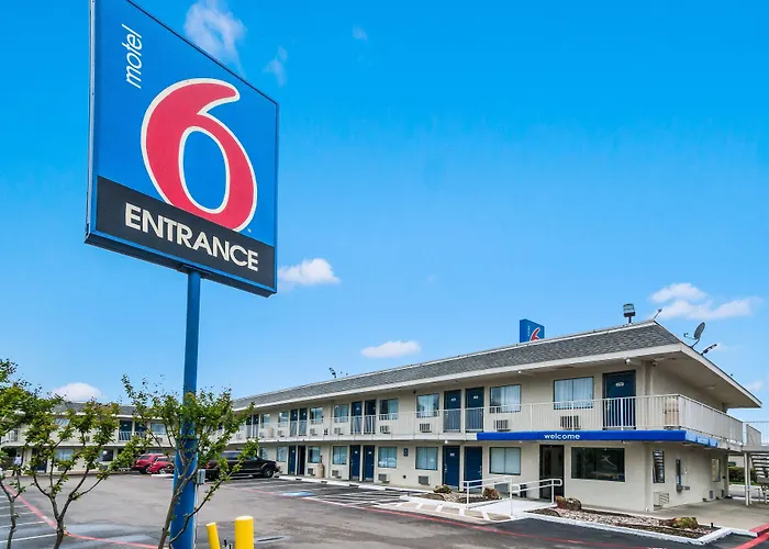 Motel 6-Irving, Tx - Dallas