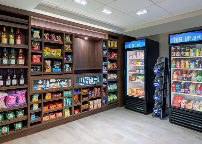 Hampton Inn & Suites Cleveland-Beachwood