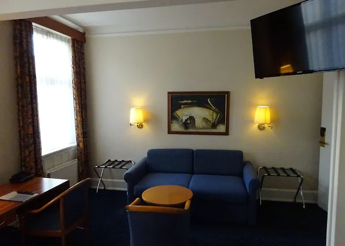 City Hotel Nebo