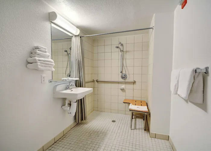 Motel 6-Newport, Ri