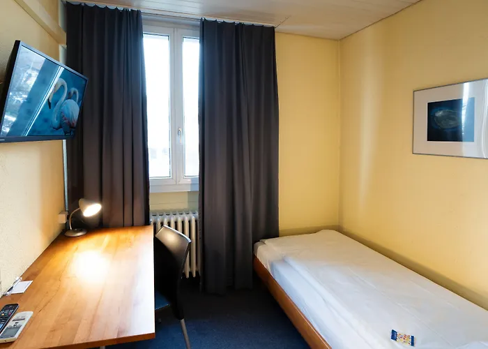 Hotel Bären Suhr