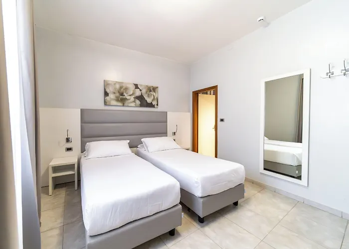 Hotel University