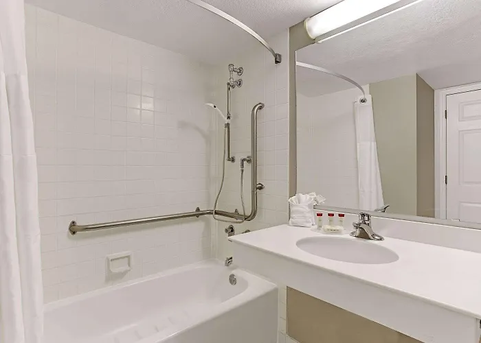 Days Inn By Wyndham Tucson City Center