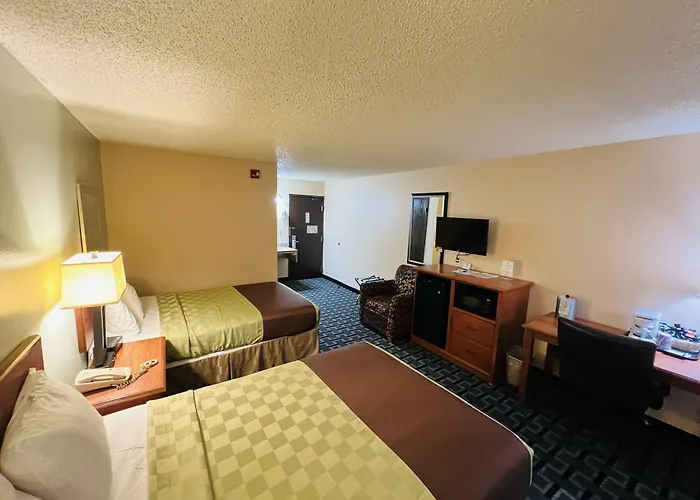 Hometown Inn And Suites