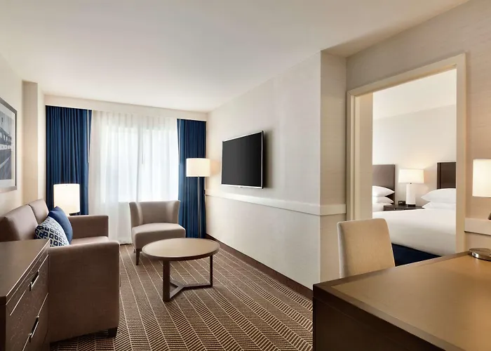 Embassy Suites Boston At Logan Airport