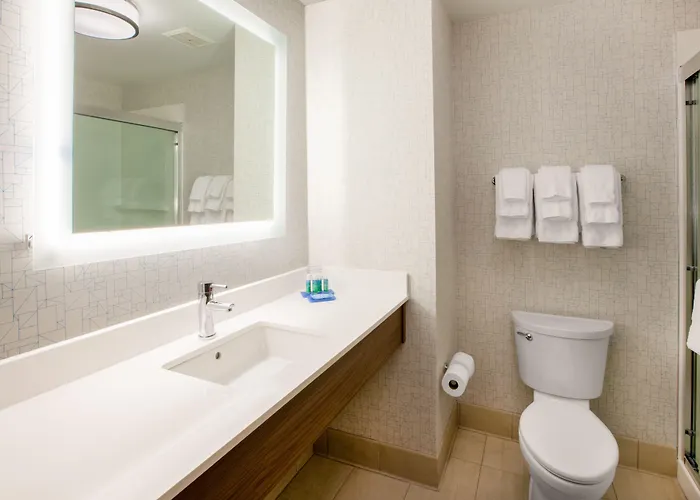 Holiday Inn Express Hotel & Suites Boston - Marlboro By Ihg