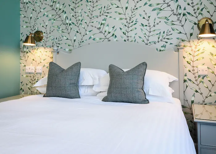 Sunbank House Metro Hotel