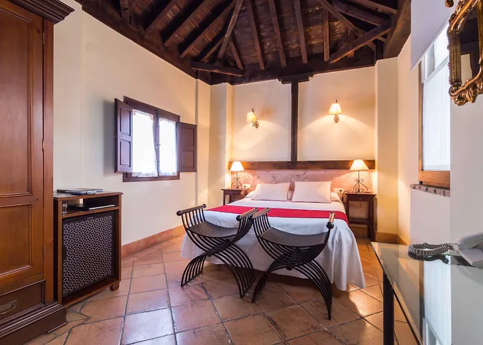 Casa Del Capitel Nazari