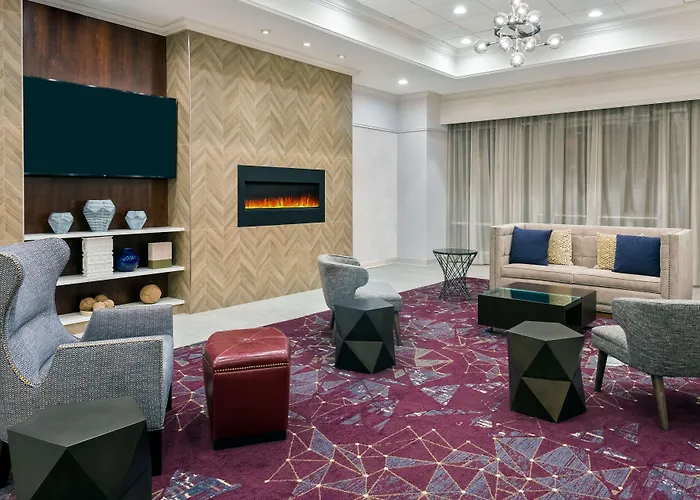 Hampton Inn & Suites Buffalo/Downtown