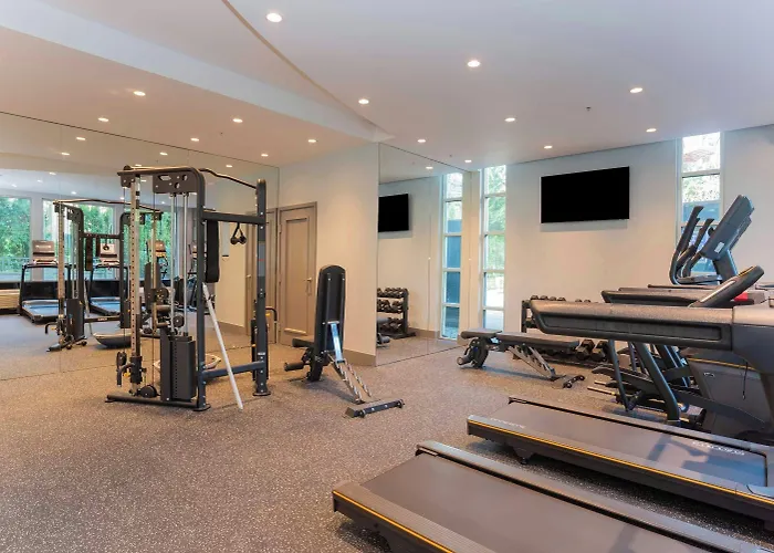 Sandman Signature Surrey-Guildford Suites