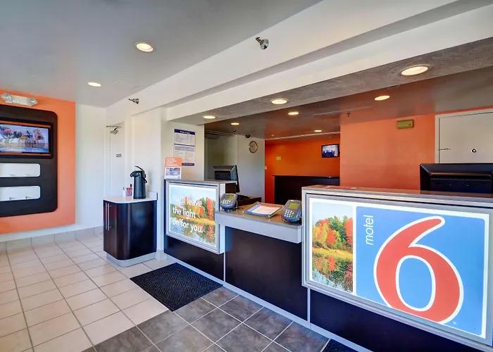 Motel 6-Windsor Locks, Ct - Hartford