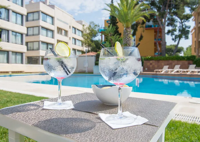 Atenea Park Suites & Apartments