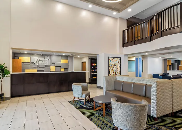 Holiday Inn Express & Suites Jacksonville South East - Medical Center Area By Ihg